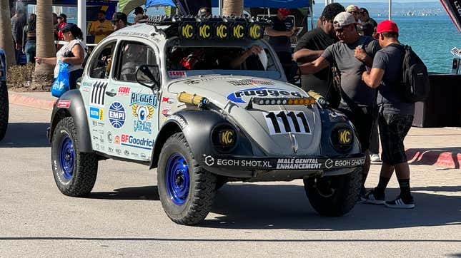 Image for article titled Here&#39;s Every Cool Thing I Saw At The Start Of The Baja 1000