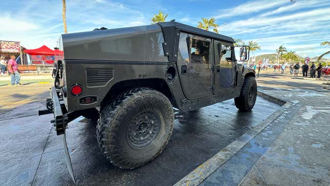 Image for article titled Here&#39;s Every Cool Thing I Saw At The Start Of The Baja 1000